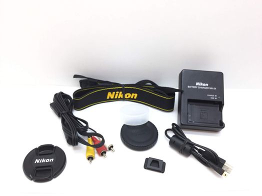 camara digital reflex nikon d5300+af-s dx vr 18-105mm 1:3.5-5.6g ed