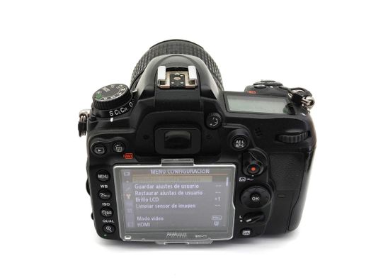 camara digital reflex nikon d7000+af-s dx vr 18-105mm 1:3.5-5.6g ed