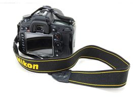 camara digital reflex nikon d7000+af-s dx vr 18-105mm 1:3.5-5.6g ed