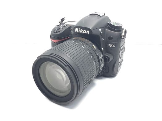 camara digital reflex nikon d7000+af-s dx vr 18-105mm 1:3.5-5.6g ed