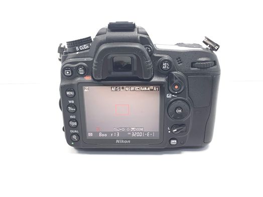 camara digital reflex nikon d7000+af-s dx vr 18-105mm 1:3.5-5.6g ed