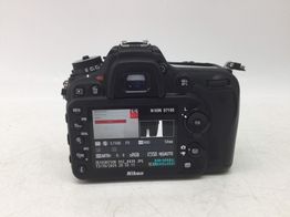 camara digital reflex nikon d7100+af-s dx vr 18-105mm 1:3.5-5.6g ed