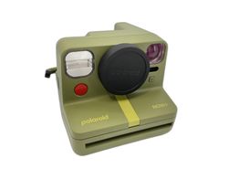 camara instantanea polaroid now+