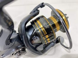 carrete pesca accuretta no inidca