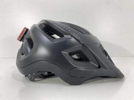 casco ciclismo rockrider no indica