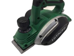 cepillo electrico hitachi p20sf