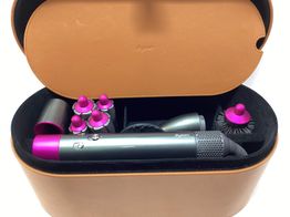Cepillo Moldeador de Aire Dyson hs01