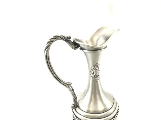 cerâmica gama alta sem marca jarra em estanho