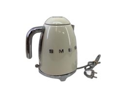 tetera smeg klf03creu