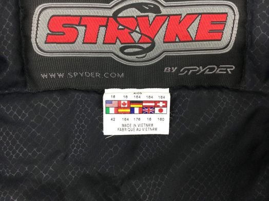 chaqueta stryke