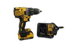 chave de fendas a bateria dewalt dcd791