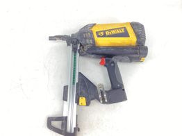 clavadora electrica dewalt c5