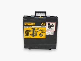 clavadora electrica dewalt dcn890p2