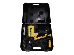 clavadora electrica dewalt dgn845d1