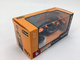 carro de metal bburago mclaren mcl38 miami grand prix 2024