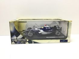 coche metal hot wheels willians fw28 mark webber 1:18