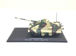 coche metal salvat e-50 standardpanzar wehrmacht germany - august 1945