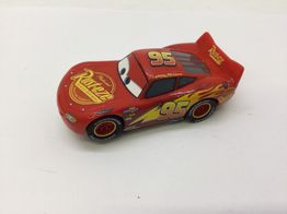 carro de pl&aacute;stico disney rayo mcqueen #95