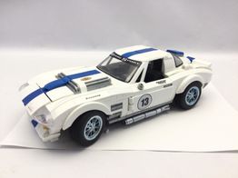 coche plastico hotweels corvette