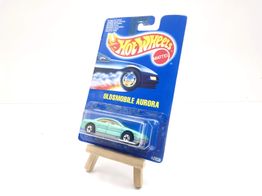 coche slot hotwheels oldsmobile aurora