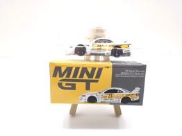 coche slot mini gt nissan s15 silvia #23