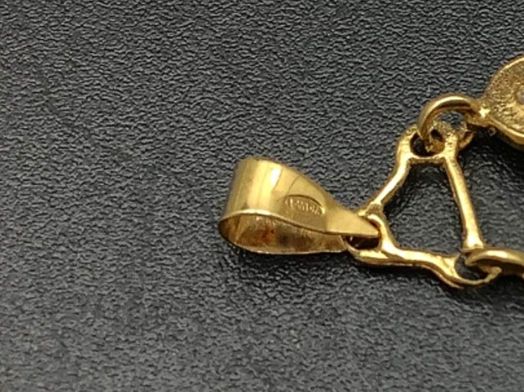colgante oro 18k con circonita 