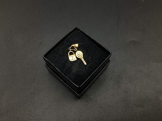 colgante oro 18k con circonita 