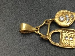 colgante oro 18k con circonita 