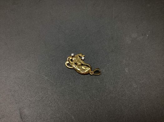 colgante oro 18k con circonita 