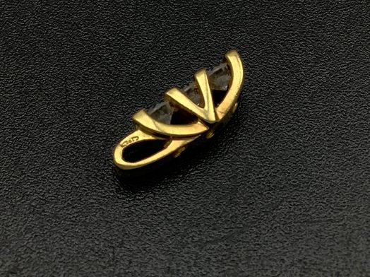 colgante oro 18k con circonita 