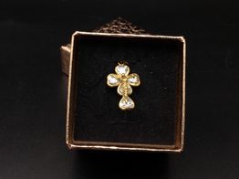 colgante oro 18k con circonita 