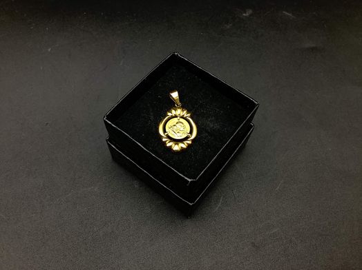 colgante oro 18k 