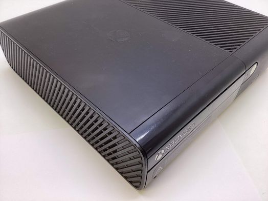 microsoft xbox 360 e 250gb