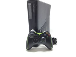 microsoft xbox 360 e 250gb