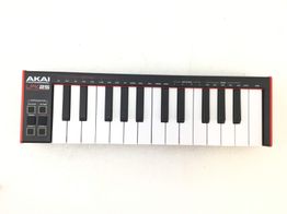 controlador midi akai lpk 25