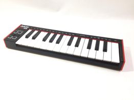 controlador akai lpk25