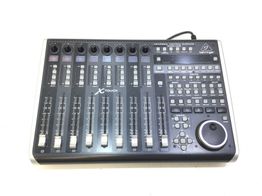 controlador behringer xtouch