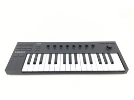 controlador native instruments komplete kontrol m32