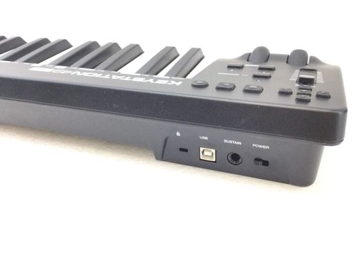 controlador midi native instruments komplete kontrol m32