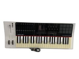 controlador midi nektar panorama p4