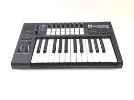 controlador midi novation launchkey 25
