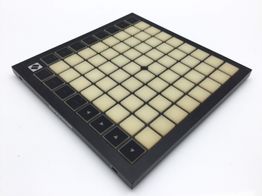 controlador novation launchpad x