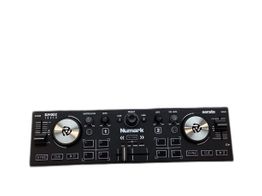 controlador numark dj2go2