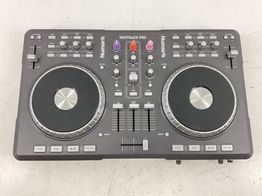 controlador numark mixtrack pro