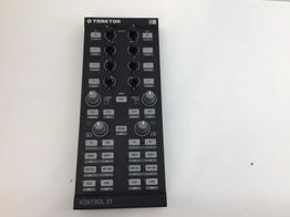 controlador traktor kontrol x1
