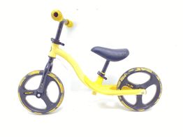 andador momy amarillo