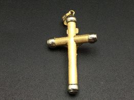 crucifijo oro 18k 