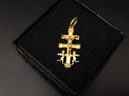 crucifijo oro 18k 