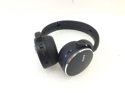 diadema akg y500