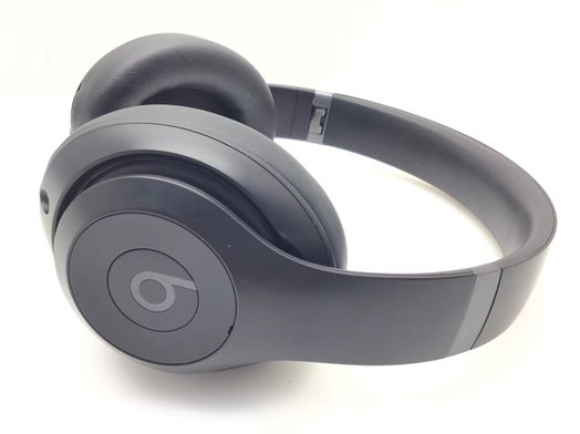 diadema beats studio pro